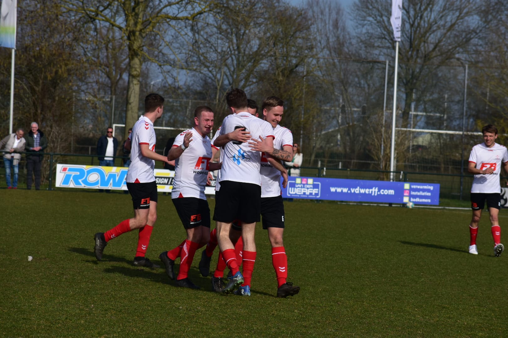 Dirkshorn gooit eigen glazen in en geeft niet thuis